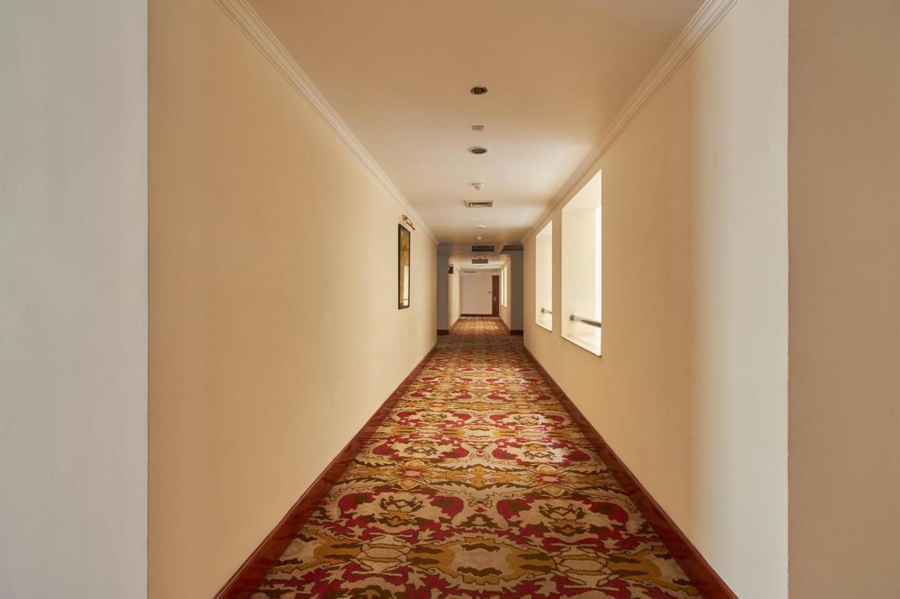 Royal Sarovar Portico Siliguri Exterior foto
