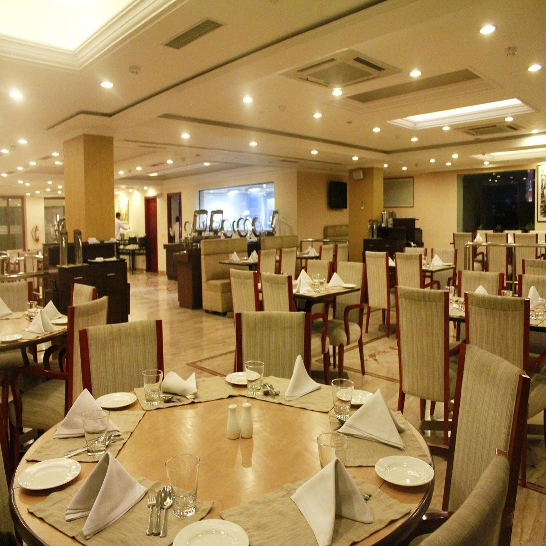Royal Sarovar Portico Siliguri Exterior foto